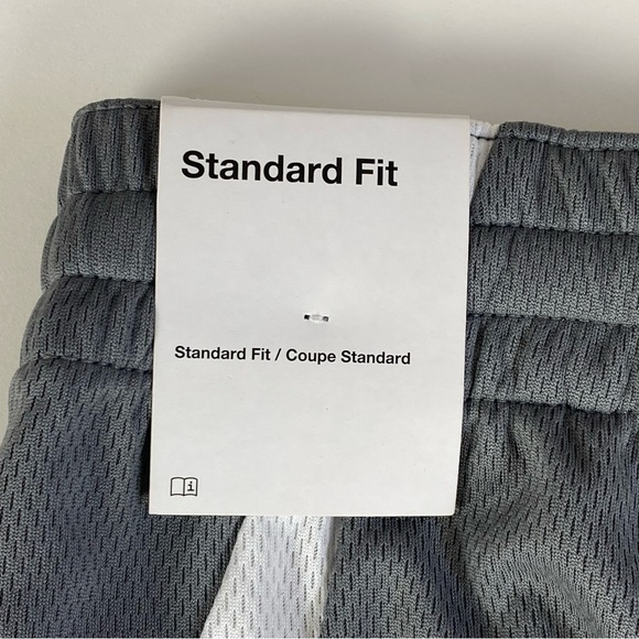 NWT Nike Dri Fit Big Kids Boys Basketball Shorts Size Small Gray White Logo - Picture 3 of 8